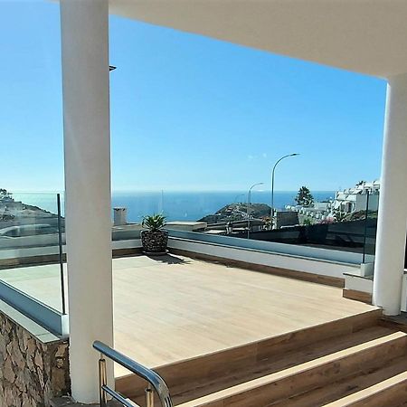 Villa Playa Amadores - Luxury Villa With Heated Pool Puerto Rico  Luaran gambar